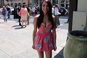 jizz美女视频